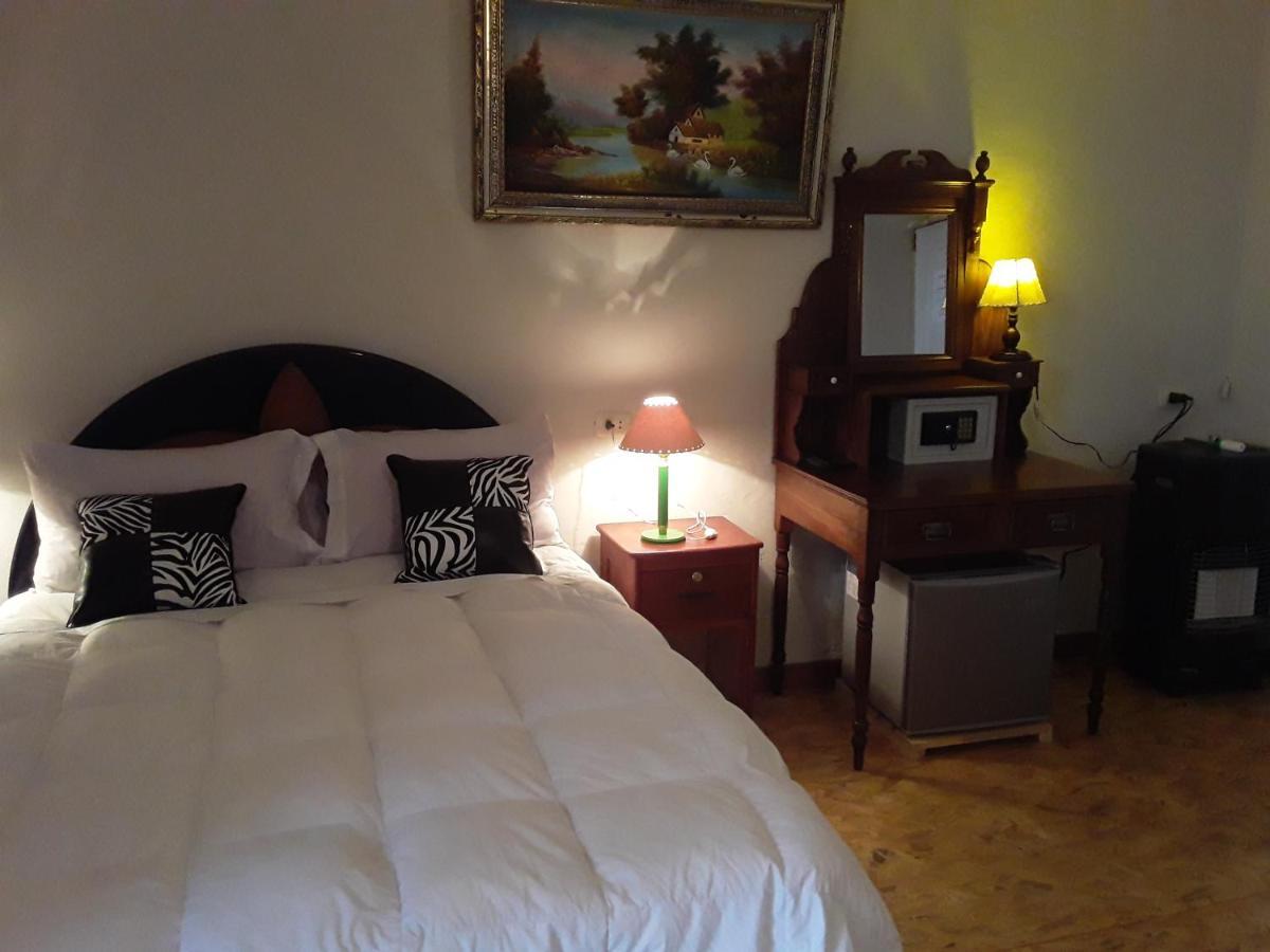 Barrio Inka Hostal *